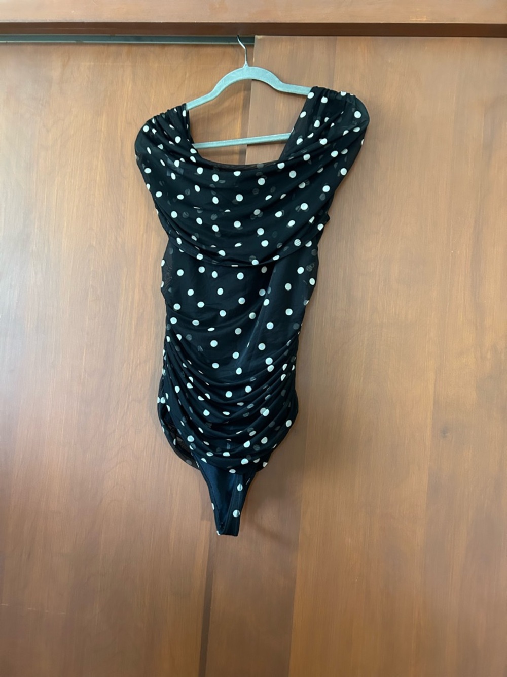 NWT Abercrombie & Fitch Black Polka Dot Bodysuit - Picture 4 of 6